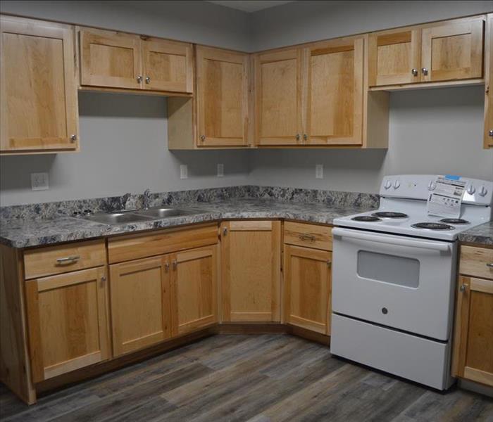 Brand new and updated kitchen, all new from floor to ceiling.